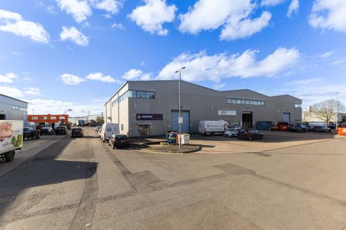 Unit 14, Valley Point Industrial Estate, Beddington Farm Road, Croydon, CR0