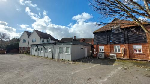 Former Council Offices, 3-15 South Street, Rochford, SS4