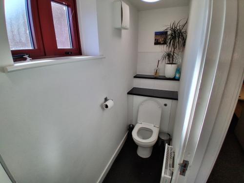 16 Darin Court, Crownhill Industrial Estate, Crownhill, Milton Keynes, MK8