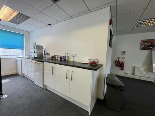 Unit 4, St. Georges Business Centre, St. Georges Square, Portsmouth, PO1