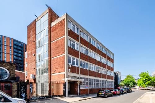 22-27 The Oval, Cambridge Heath, London, E2