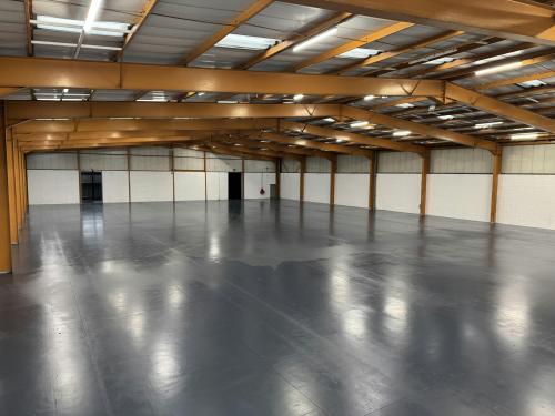 Unit E, Dolphin Estate, Windmill Road West, Sunbury-On-Thames, TW16