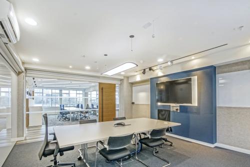 Longbow House, 14-20 Chiswell Street, Barbican, London, EC1Y