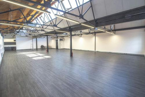 Unit CI.9C3 Chiswick Studios, 9 Power Road, Chiswick, London, W4