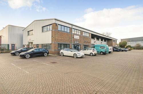 Unit 9-13, Egham Business Village, Egham, TW20