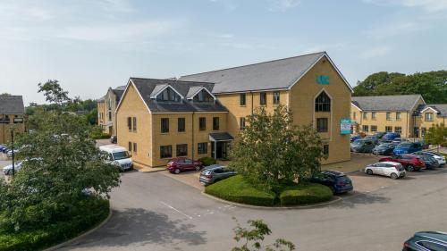 Cirencester Office Park, Cirencester, GL7