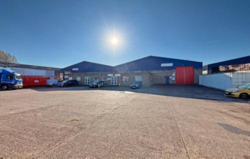 Albone Units 11-12 Way, Industrial Estate, Albone Way, Biggleswade, SG18