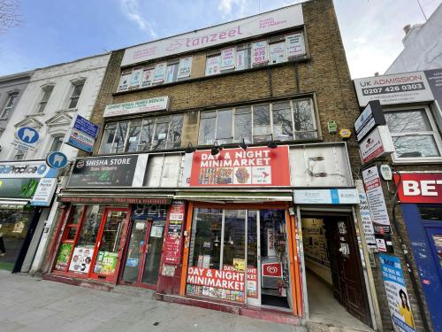 218-220 Whitechapel Road, Whitechapel, London, E1