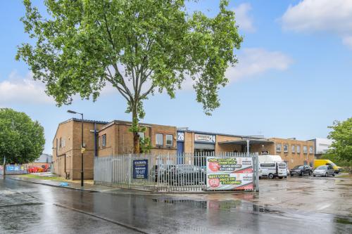 Unit 20, Kent Park Industrial Estate, Ruby Street, South Bermondsey, London, SE15