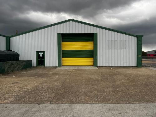 Unit 3-7, Newhaven Industrial Park, Beach Road, Newhaven, BN9