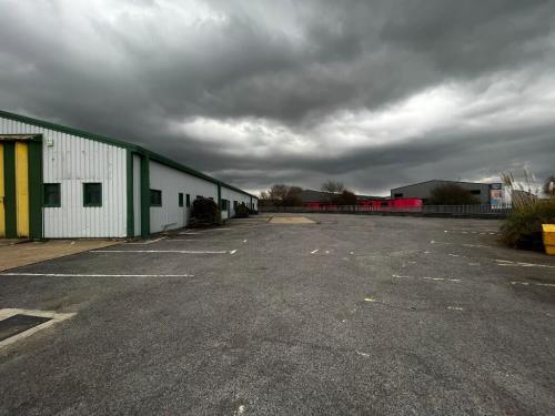 Unit 3-7, Newhaven Industrial Park, Beach Road, Newhaven, BN9