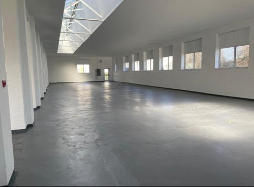Part Unit 11, Cotswold Business Park & Airport, Kemble, Cirencester, GL7