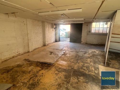 Unit M Wagon Yard, London Road, Marlborough, SN8