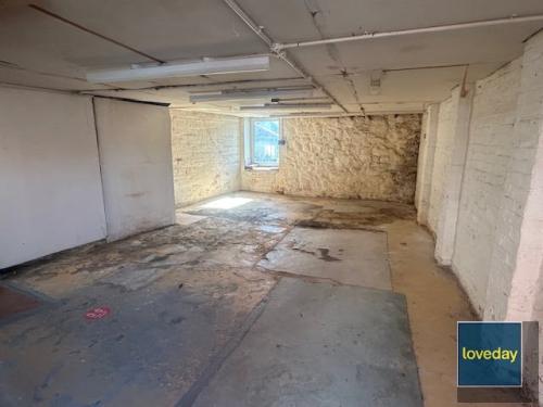 Unit M Wagon Yard, London Road, Marlborough, SN8