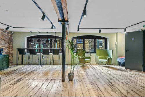 81A Endell Street, Covent Garden, London, WC2H