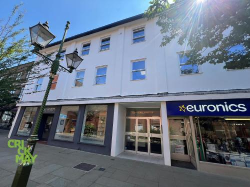 Sanford House, Medwin Walk, Horsham, RH12