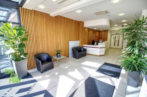 35 Perrymount Road, Haywards Heath, RH16