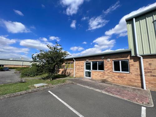 Moulton College, Chelveston Road, Higham Ferrers, Rushden, NN10