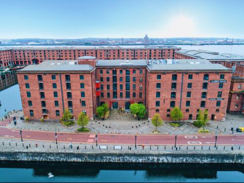 Edward Pavilion, 3 The Colonnades, Liverpool, L3