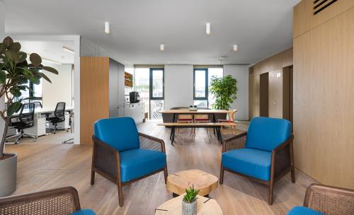 42 Berners Street, London, W1T
