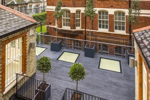111 Park Street, London, W1K