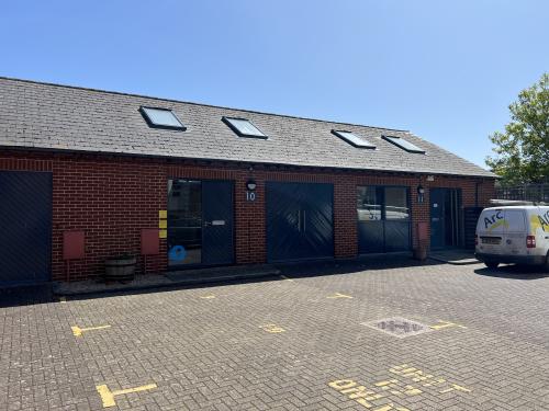 Units 10 & 11, City Business Centre, Basin Road, Chichester, PO19