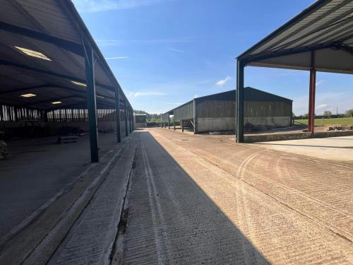 Cavan Farm, Cane End Lane, Hulcott, Aylesbury, HP22
