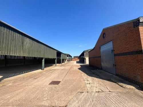 Cavan Farm, Cane End Lane, Hulcott, Aylesbury, HP22