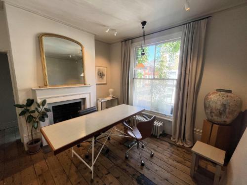 14 Vernon Street, West Kensington, London, W14