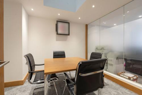 58 Borough High Street, Borough, London, SE1