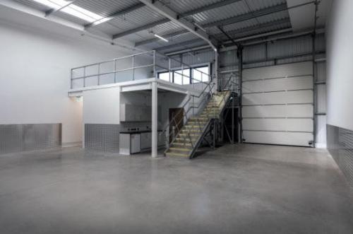 Unit 694, Stirling Road, Slough, SL1