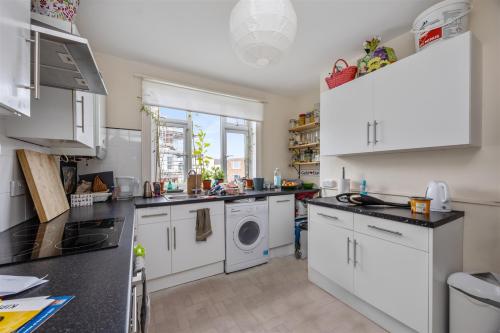 2 East Drive, Brighton, BN2