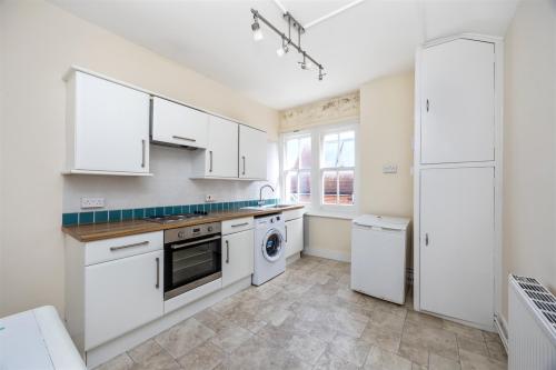 2 East Drive, Brighton, BN2