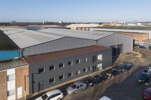 Unit 4, Martinbridge Trade Park, Lincoln Road, Ponders End, EN1