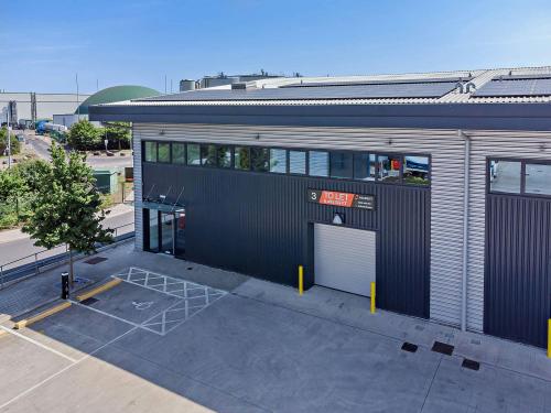Unit 1, Reef Street, Dagenham, RM9