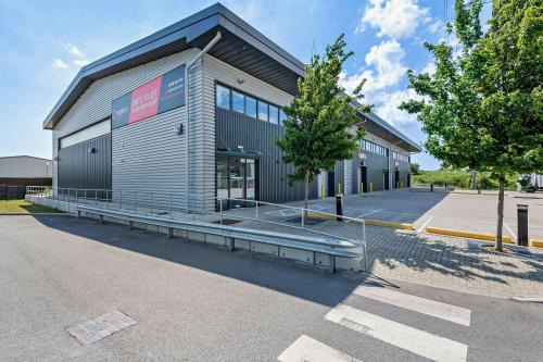Units 1, 2 And 3, Segro Park, Reef Street, Dagenham, RM9