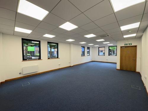 Unit 11-12 Somerville Court, Adderbury, Banbury, OX17