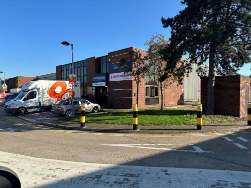 4, Great Cambridge Industrial Estate, Enfield, EN1