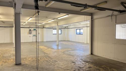 Unit 13-14, Ashton Gate, Ashton Road, Romford, RM3
