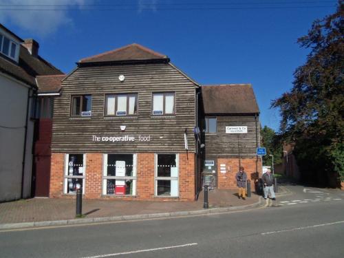 Suite 6 Stone House, 12 High Street, Chalfont St Giles, HP8