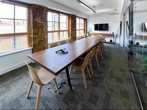 8 & 9 Waterloo Court, 10 Theed Street, Southbank, London, SE1