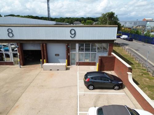 9 Hall Road Maylands Wood, Hemel Hempstead Industrial Est, Hemel Hempstead, HP2