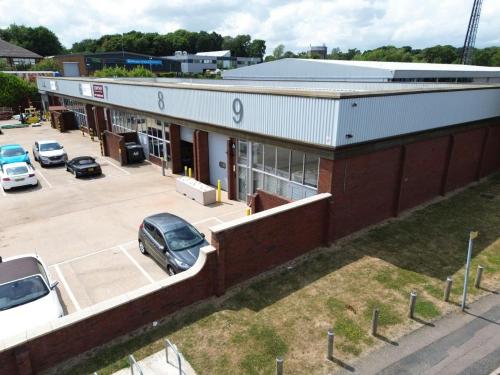 9 Hall Road Maylands Wood, Hemel Hempstead Industrial Est, Hemel Hempstead, HP2