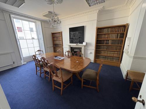 21, Carlton Crescent, Southampton, SO15