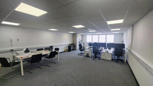 Suite 4 Parkview, Baddow Park Industrial Estate, West Hanningfield Road, Great Baddow, Chelmsford, CM2