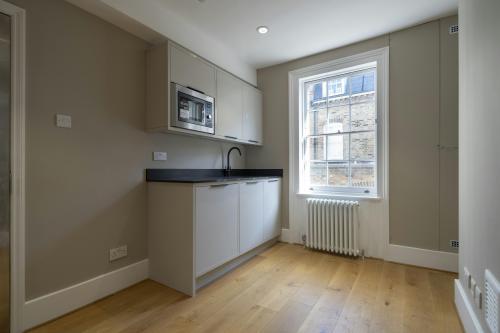 4 Lowndes Court, Soho, London, W1F