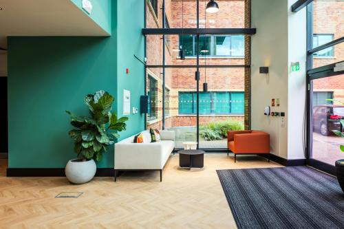 Building 9, Quinton Business Park, Ridgeway, Birmingham, B32