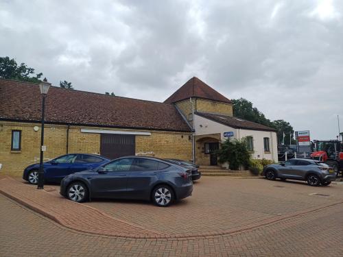 Unit 9-10 Warren Court, Chicksands, Shefford, SG17