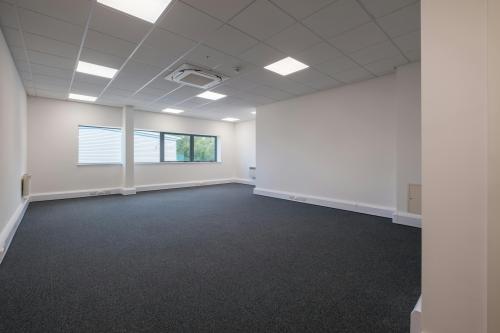 Long Crendon Industrial Estate, 7 Drakes Drive, Long Crendon, HP18