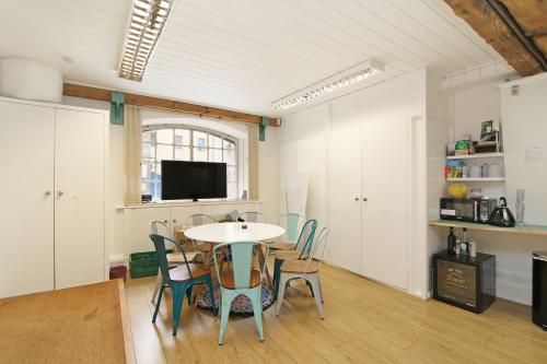 4 New Concordia Wharf, Mill Street, Bermondsey, London, SE1